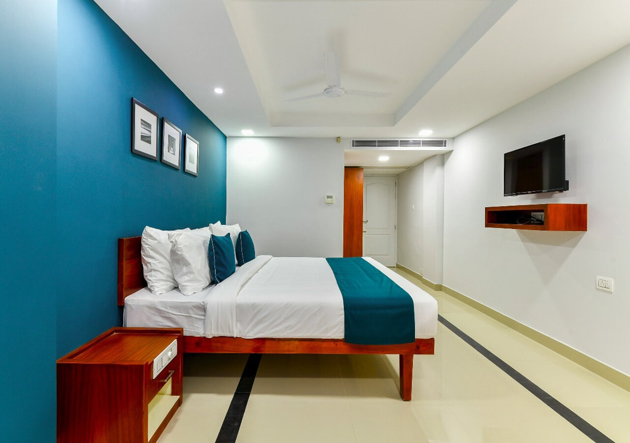 The Reach Hotel — Rooms
