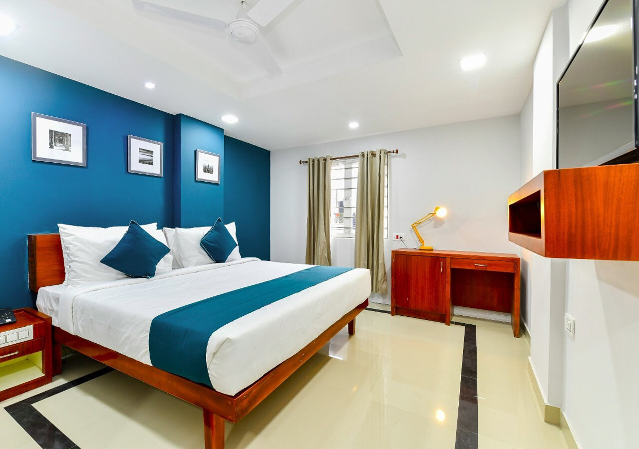 The Reach Hotel — Rooms